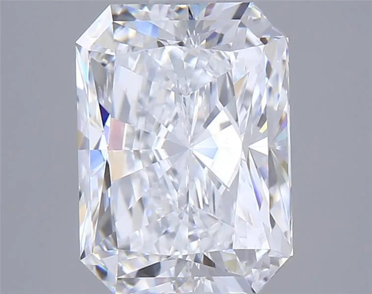 2.57ct Radiant Lab Grown Diamond (Colour D, Clarity VS1, IGI Certified)