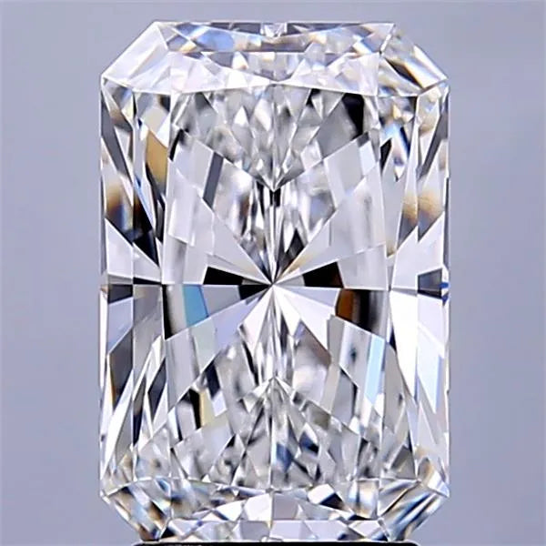 2.57ct Radiant Lab Grown Diamond (Colour E, Clarity VVS1, IGI Certified)