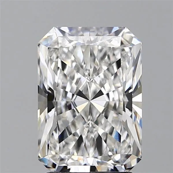 2.57ct Radiant Lab Grown Diamond (Colour E, Clarity VVS1, IGI Certified)