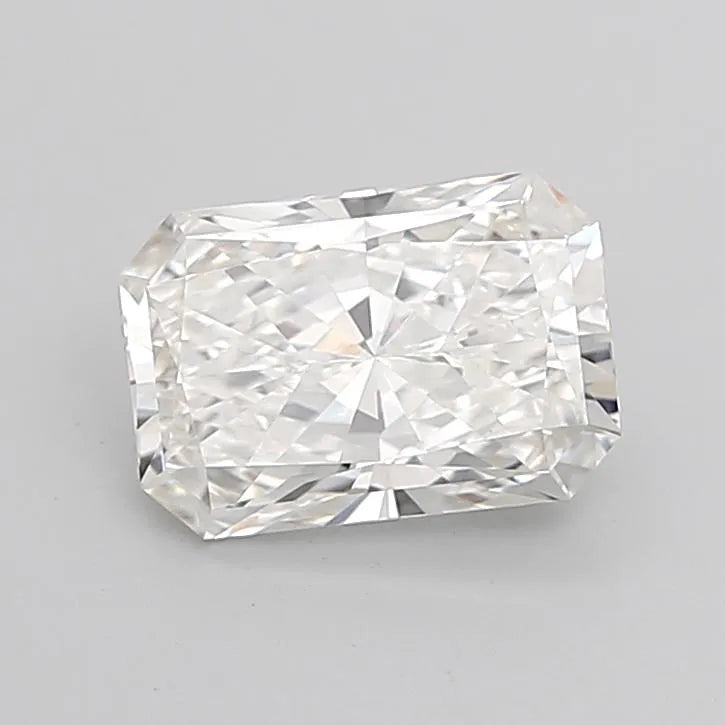 2.57ct Radiant Lab Grown Diamond (Colour G, Clarity VVS2, IGI Certified)