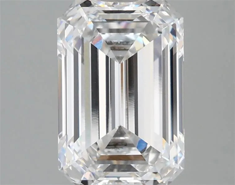 2.58ct Emerald Lab Grown Diamond (Colour D, Clarity VVS2, IGI Certified)