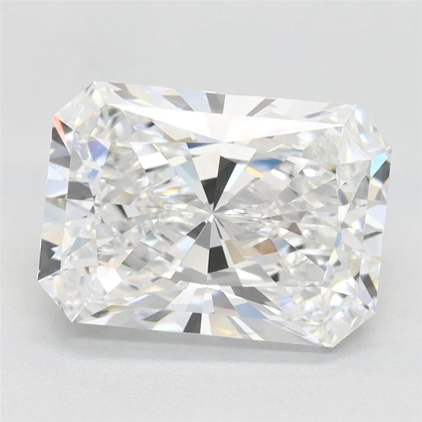 2.58ct Radiant Lab Grown Diamond (Colour E, Clarity IF, IGI Certified)