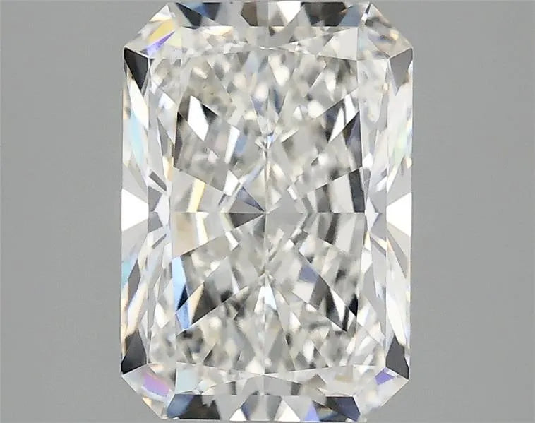 2.58ct Radiant Lab Grown Diamond (Colour E, Clarity VS1, IGI Certified)