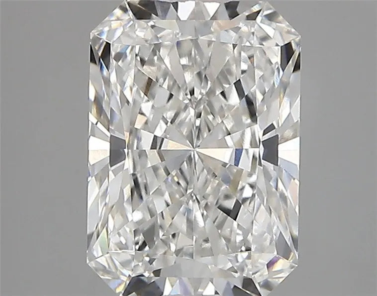 2.58ct Radiant Lab Grown Diamond (Colour F, Clarity VVS2, IGI Certified)