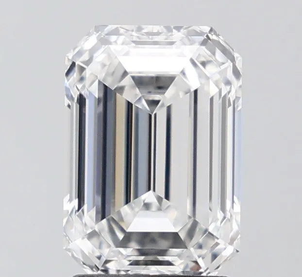 2.59ct Emerald Lab Grown Diamond (Colour E, Clarity VVS2, IGI Certified)
