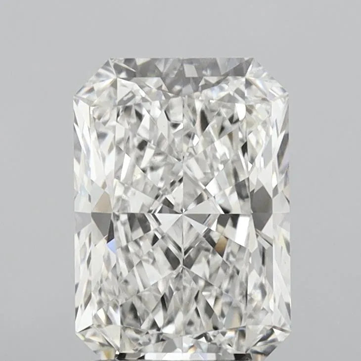 2.59ct Radiant Lab Grown Diamond (Colour F, Clarity VVS2, IGI Certified)