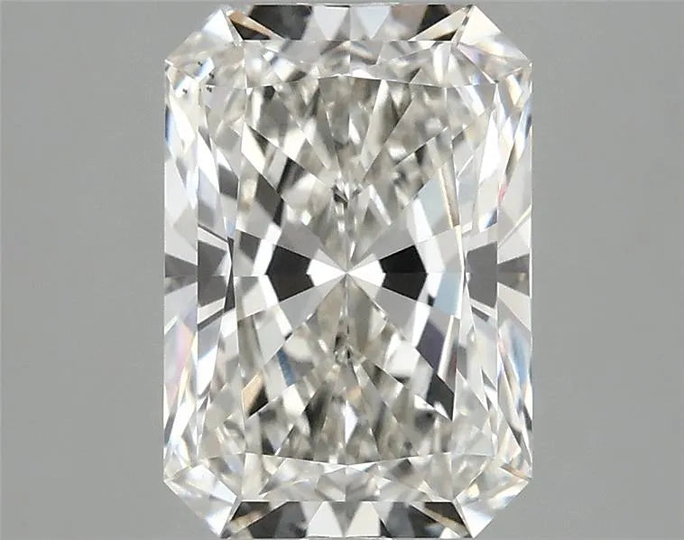 2.59ct Radiant Lab Grown Diamond (Colour H, Clarity VS1, IGI Certified)