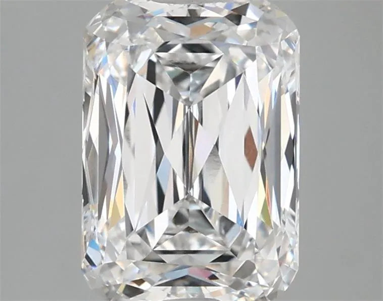 2.60ct Cushion modified Lab Grown Diamond (Colour E, Clarity VVS2, IGI Certified)