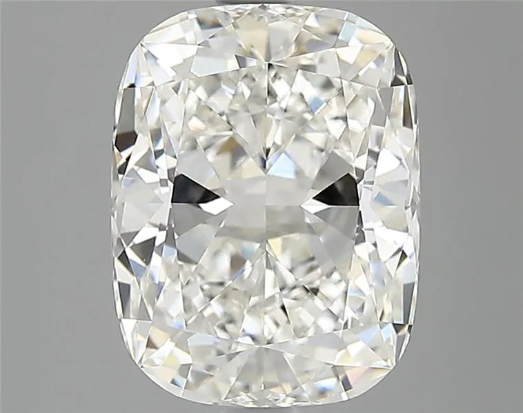 2.60ct Cushion modified Lab Grown Diamond (Colour G, Clarity VVS2, IGI Certified)