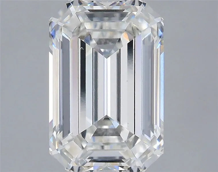 2.60ct Emerald Lab Grown Diamond (Colour G, Clarity VS1, IGI Certified)