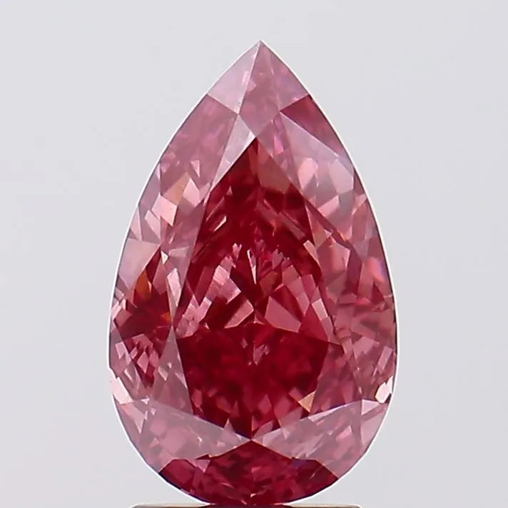 2.60ct Pear Lab Grown Diamond (Colour Fancy Vivid Pink, Clarity VS2, IGI Certified)