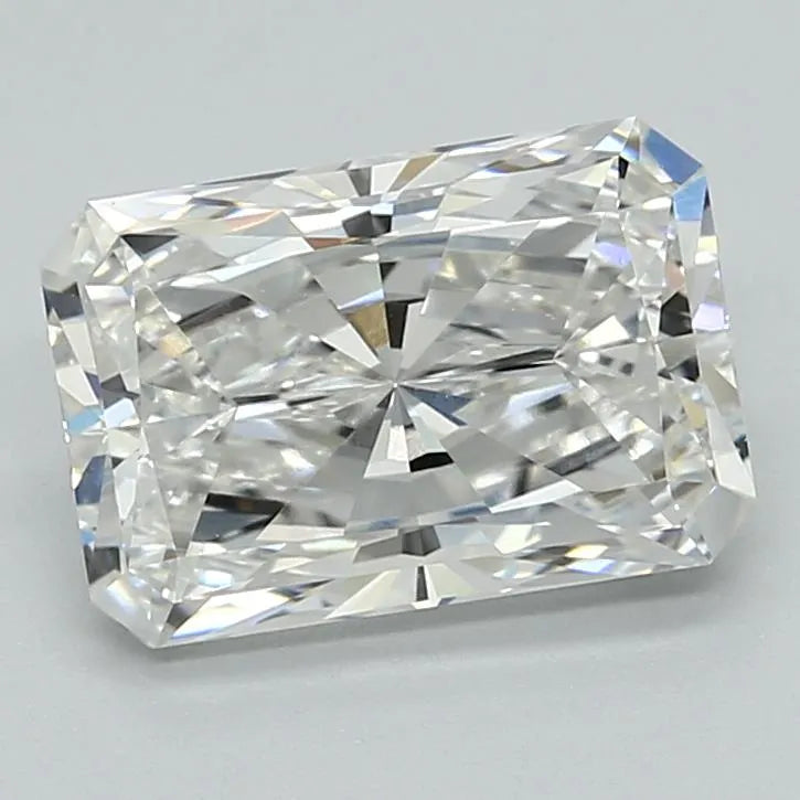 2.60ct Radiant Lab Grown Diamond (Colour G, Clarity VVS1, Cut EX, IGI Certified)