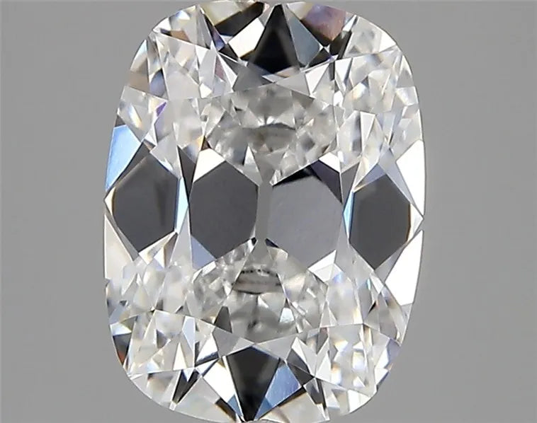 2.61ct Cushion modified Lab Grown Diamond (Colour D, Clarity VVS2, IGI Certified)