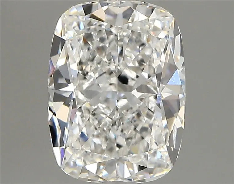 2.62ct Cushion modified Lab Grown Diamond (Colour E, Clarity VVS2, IGI Certified)