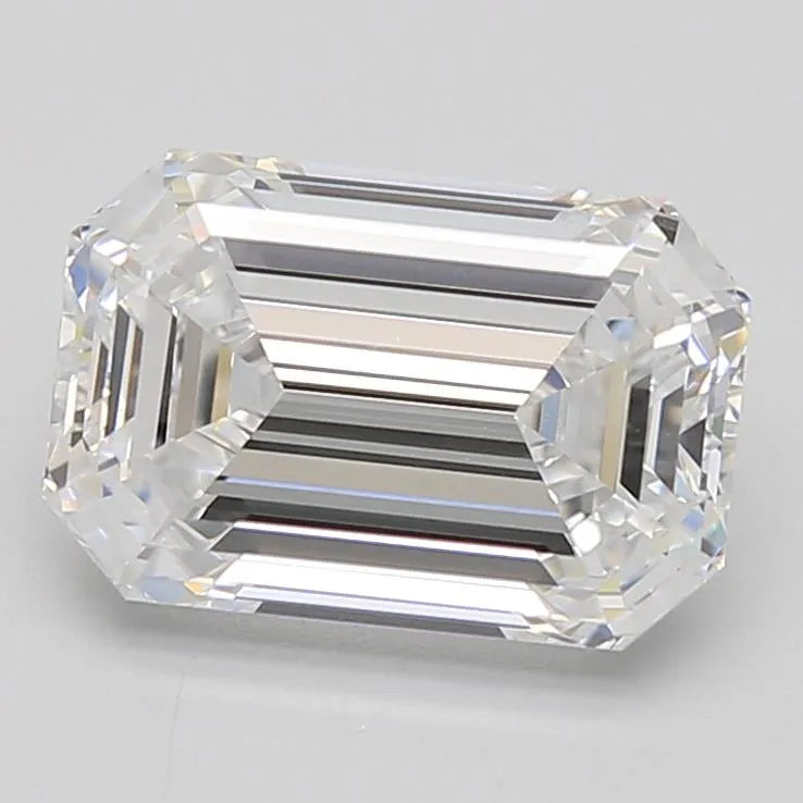 2.62ct Emerald Lab Grown Diamond (Colour D, Clarity IF, GIA Certified)