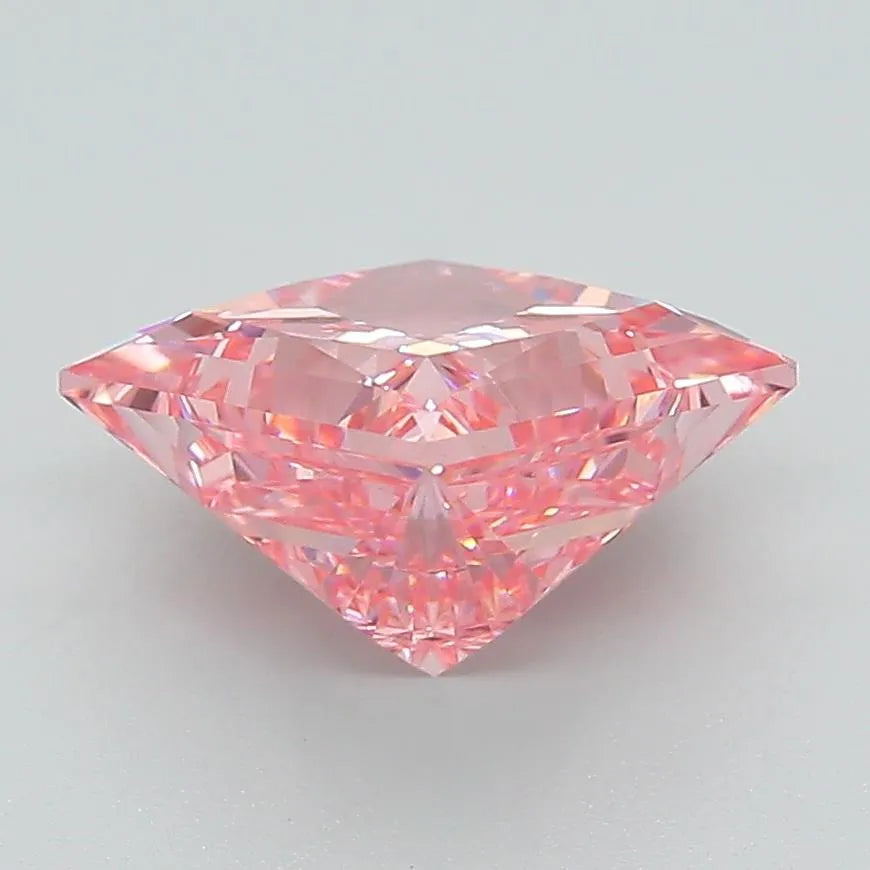 2.62ct Princess Lab Grown Diamond (Colour Fancy Vivid Pink, Clarity VVS2, IGI Certified)