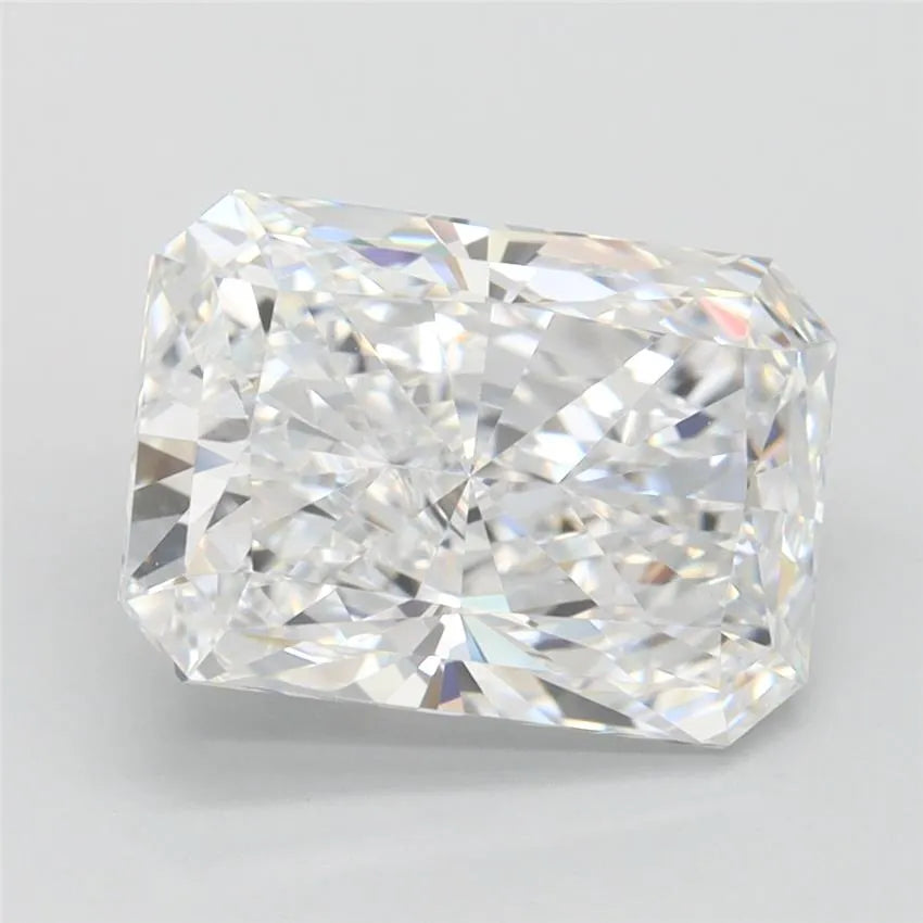 2.63ct Radiant Lab Grown Diamond (Colour D, Clarity IF, IGI Certified)
