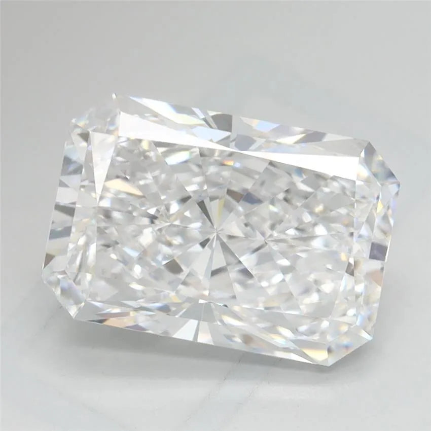 2.63ct Radiant Lab Grown Diamond (Colour D, Clarity IF, IGI Certified)