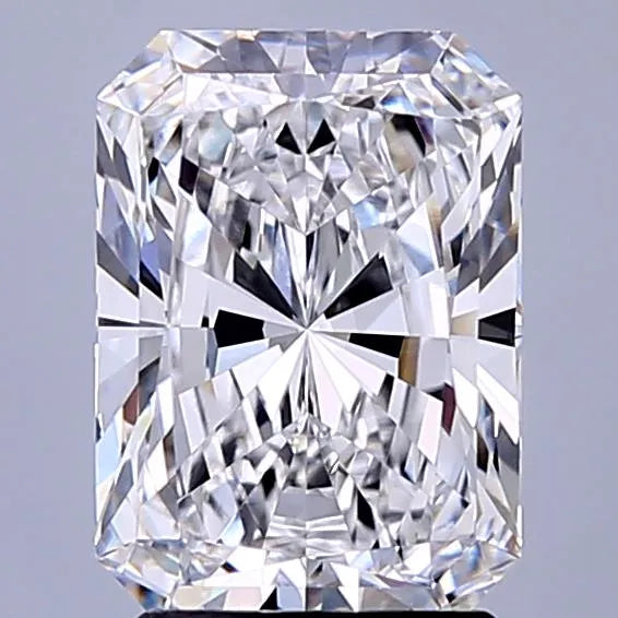 2.63ct Radiant Lab Grown Diamond (Colour D, Clarity VVS1, IGI Certified)