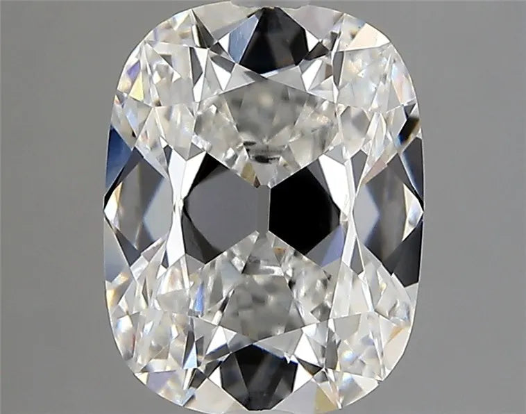 2.65ct Cushion modified Lab Grown Diamond (Colour E, Clarity VVS2, IGI Certified)