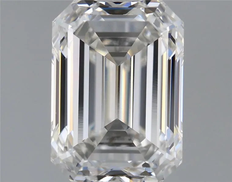 2.65ct Emerald Lab Grown Diamond (Colour G, Clarity VVS2, IGI Certified)