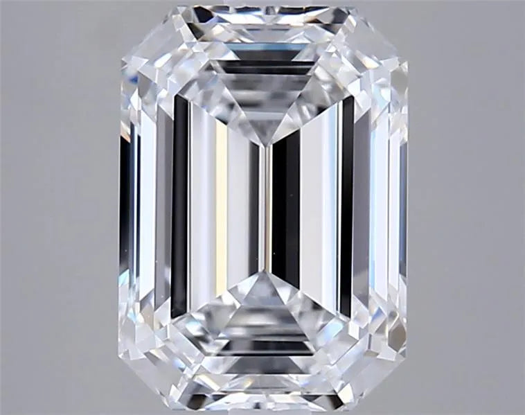 2.67ct Emerald Lab Grown Diamond (Colour D, Clarity VVS2, GIA Certified)