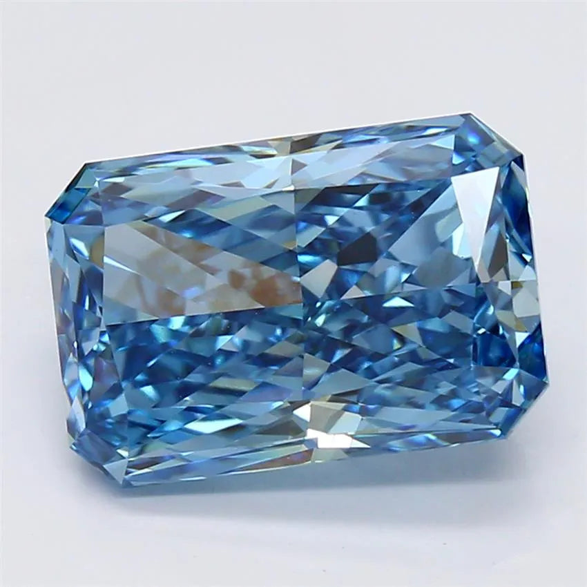 2.69ct Radiant Lab Grown Diamond (Colour Fancy Vivid Blue, Clarity VVS2, IGI Certified)
