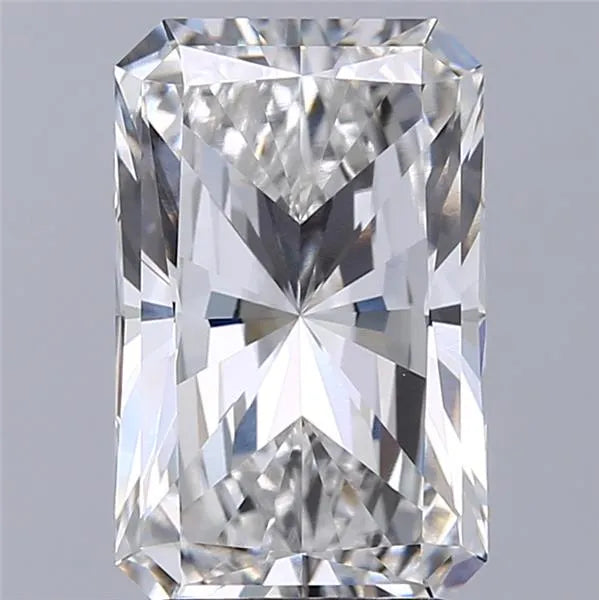 2.70ct Radiant Lab Grown Diamond (Colour F, Clarity VVS2, IGI Certified)