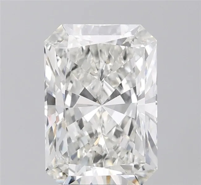 2.70ct Radiant Lab Grown Diamond (Colour G, Clarity VVS2, IGI Certified)