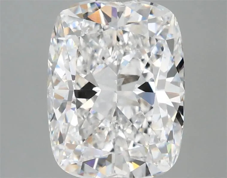 2.71ct Cushion modified Lab Grown Diamond (Colour E, Clarity VVS2, IGI Certified)
