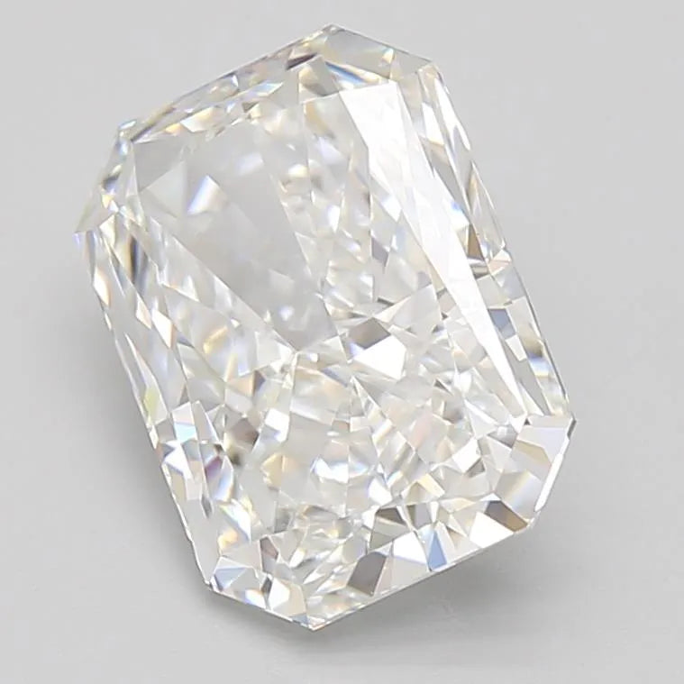 2.71ct Radiant Lab Grown Diamond (Colour E, Clarity IF, GIA Certified)