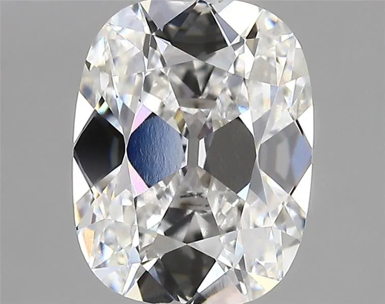 2.72ct Cushion modified Lab Grown Diamond (Colour D, Clarity VVS2, IGI Certified)