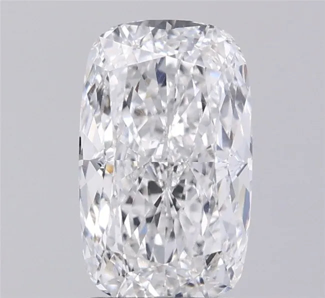 2.72ct Cushion modified Lab Grown Diamond (Colour E, Clarity VVS2, IGI Certified)