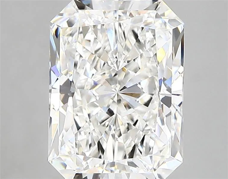2.78ct Radiant Lab Grown Diamond (Colour F, Clarity VVS1, IGI Certified)