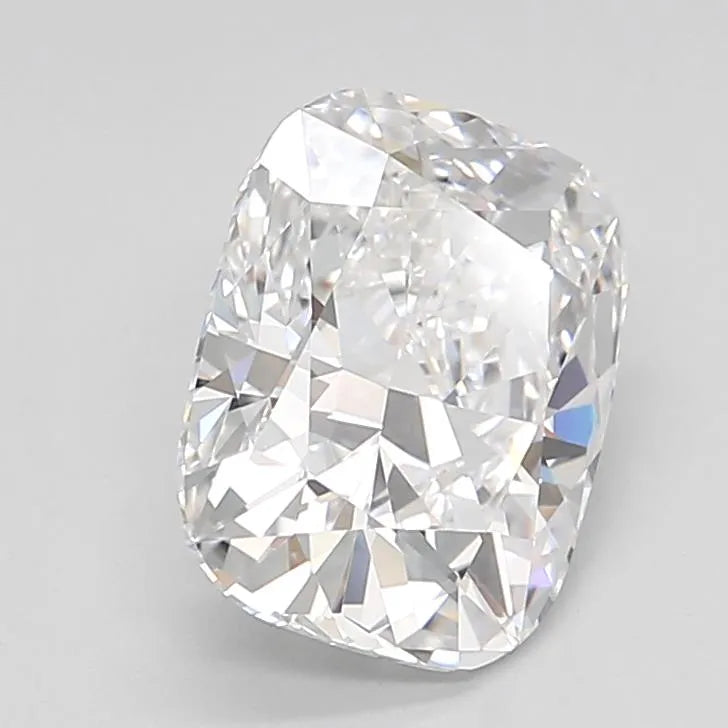 2.79ct Cushion modified Lab Grown Diamond (Colour D, Clarity VVS2, Cut EX, IGI Certified)