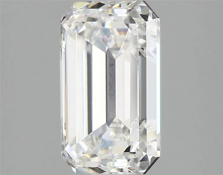 2.80ct Emerald Lab Grown Diamond (Colour E, Clarity VVS2, IGI Certified)