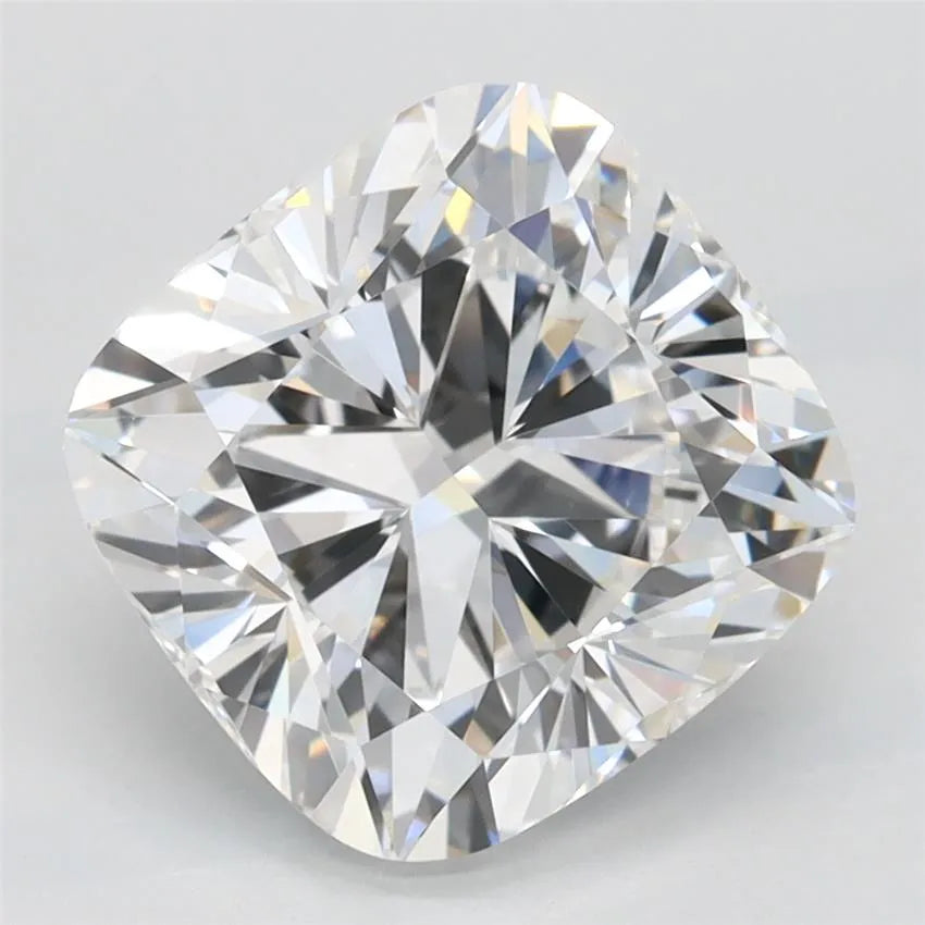 2.81ct Cushion modified Lab Grown Diamond (Colour D, Clarity VVS1, IGI Certified)