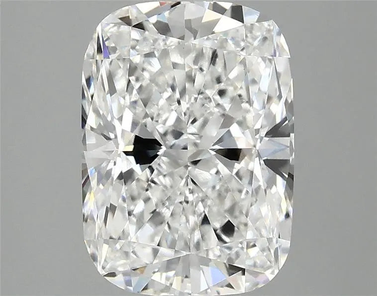 2.81ct Cushion modified Lab Grown Diamond (Colour E, Clarity VVS2, IGI Certified)