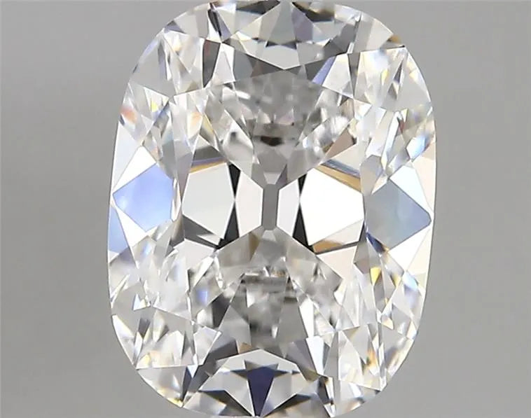 2.82ct Cushion brilliant Lab Grown Diamond (Colour E, Clarity VVS2, IGI Certified)