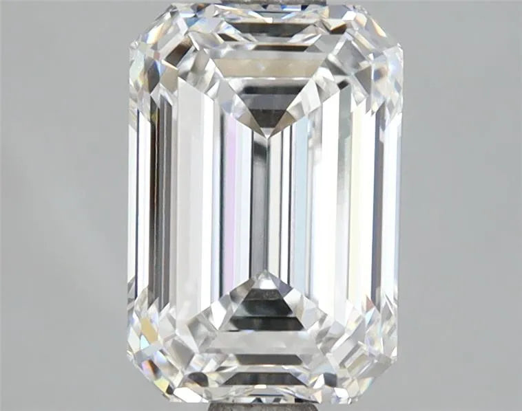 2.82ct Emerald Lab Grown Diamond (Colour D, Clarity VVS2, IGI Certified)