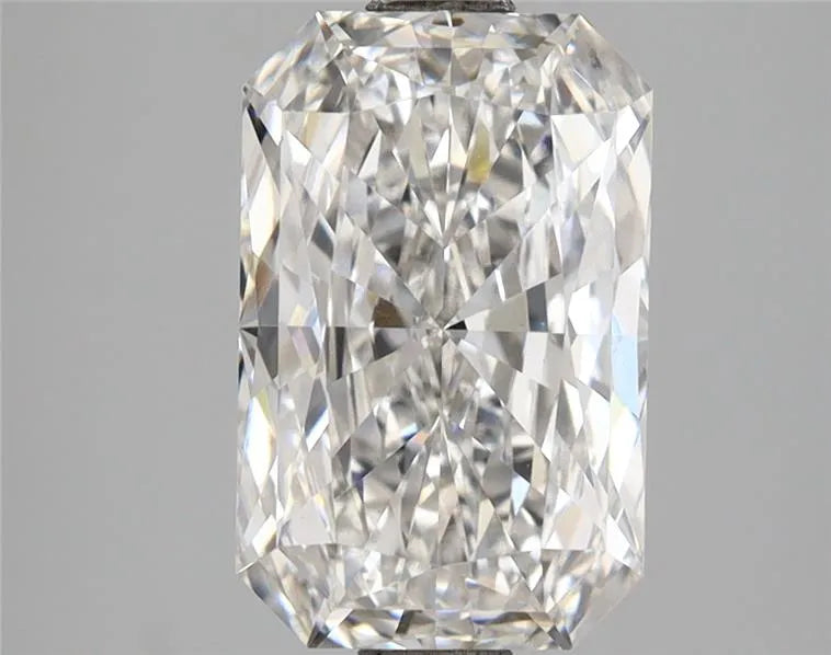 2.83ct Radiant Lab Grown Diamond (Colour F, Clarity VS1, IGI Certified)