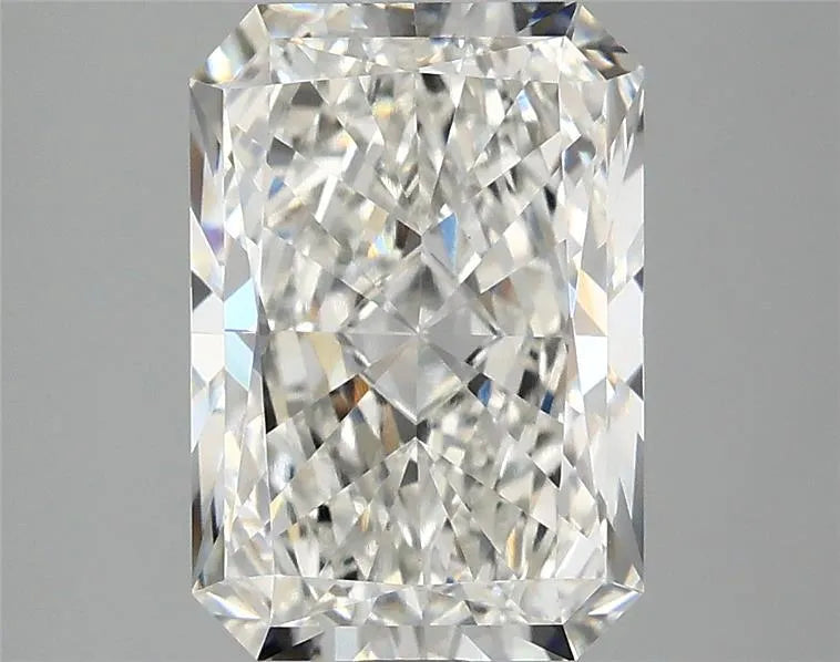 2.84ct Radiant Lab Grown Diamond (Colour F, Clarity VVS2, IGI Certified)