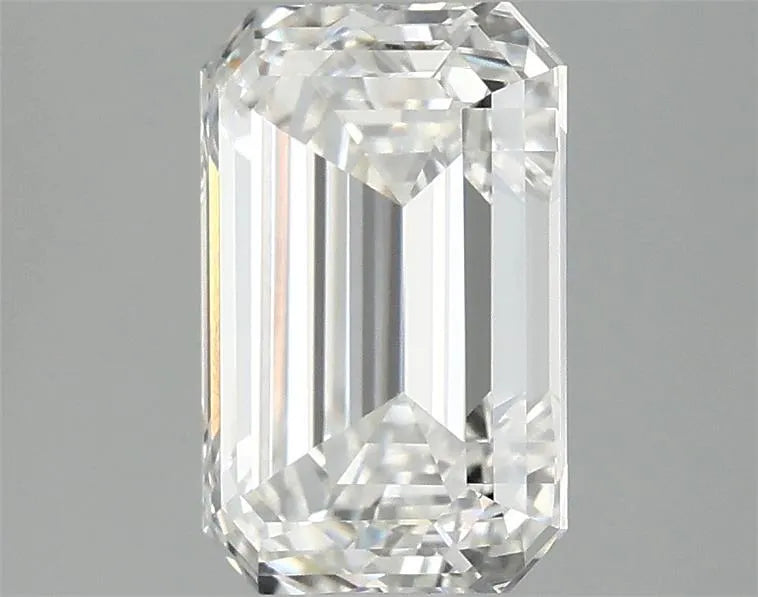 2.85ct Emerald Lab Grown Diamond (Colour F, Clarity VVS2, IGI Certified)