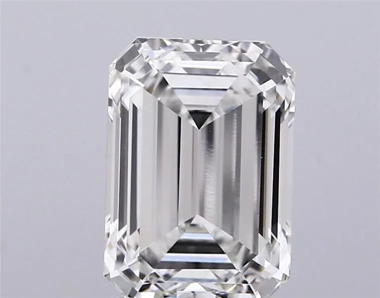 2.85ct Emerald Lab Grown Diamond (Colour G, Clarity VVS2, IGI Certified)
