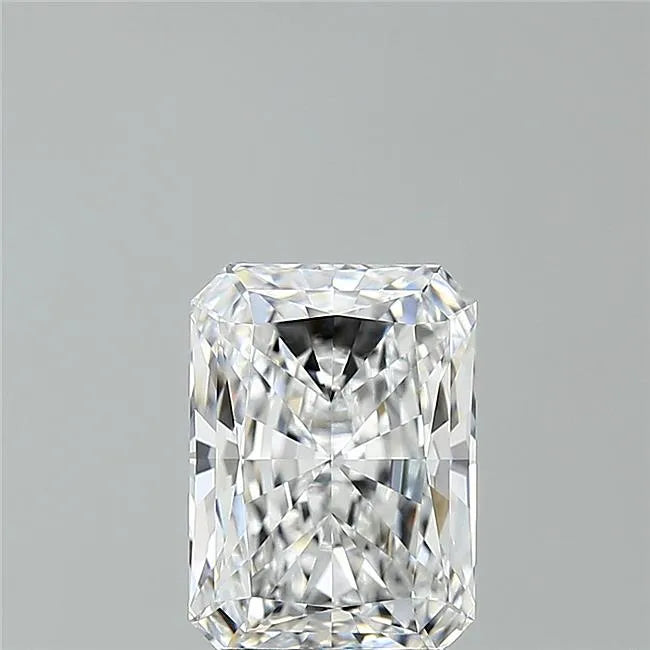 2.85ct Radiant Lab Grown Diamond (Colour D, Clarity VVS2, IGI Certified)