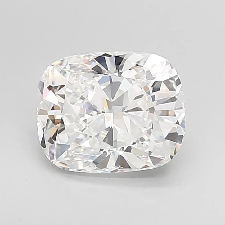 2.86ct Cushion modified Lab Grown Diamond (Colour E, Clarity VVS2, Cut EX, IGI Certified)