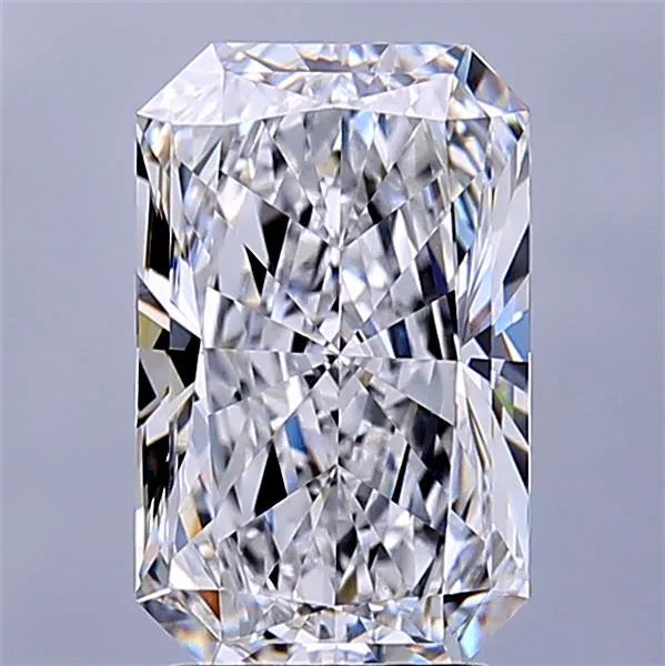 2.86ct Radiant Lab Grown Diamond (Colour D, Clarity VVS2, IGI Certified)