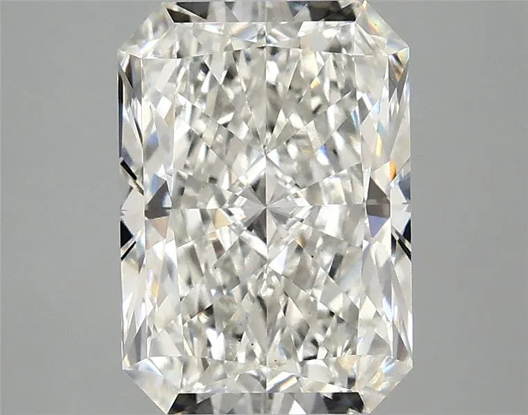 2.86ct Radiant Lab Grown Diamond (Colour H, Clarity VS2, IGI Certified)