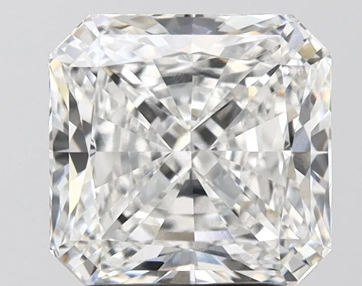 2.86ct Square radiant Lab Grown Diamond (Colour E, Clarity VVS2, IGI Certified)