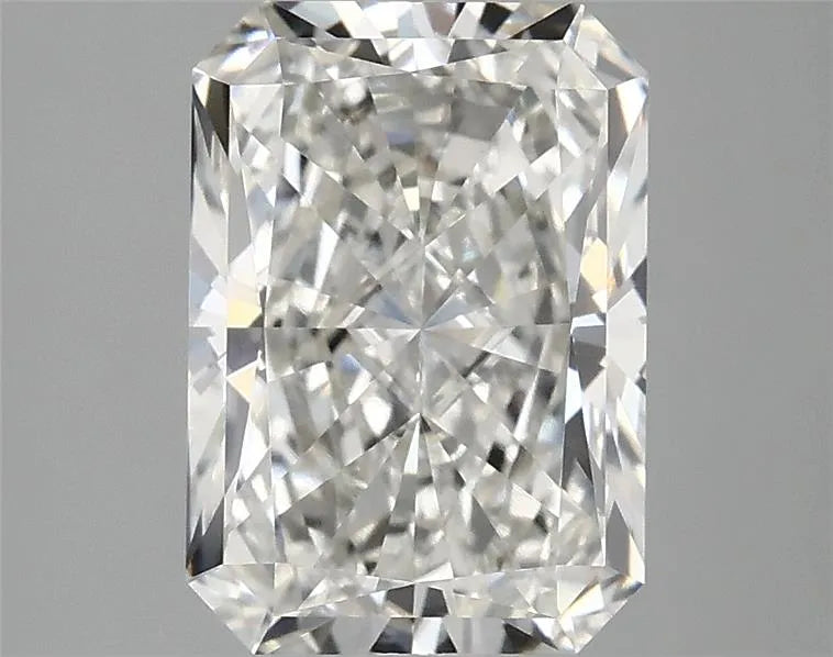 2.87ct Radiant Lab Grown Diamond (Colour G, Clarity VVS2, IGI Certified)